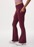 Active Knit Flare Legging