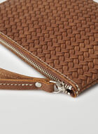 Pochette en cuir tressé