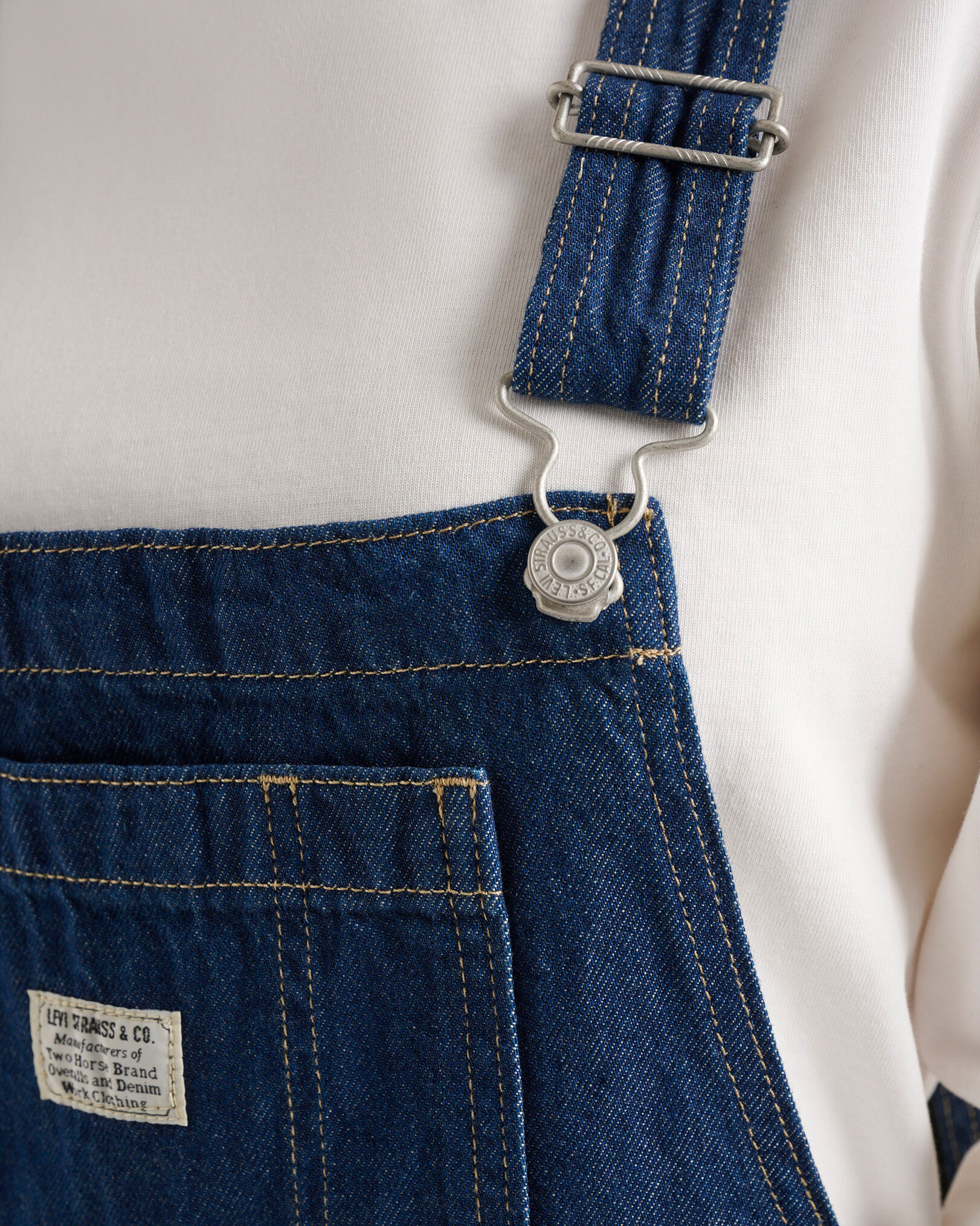 Levi's XL Womens Overalls
