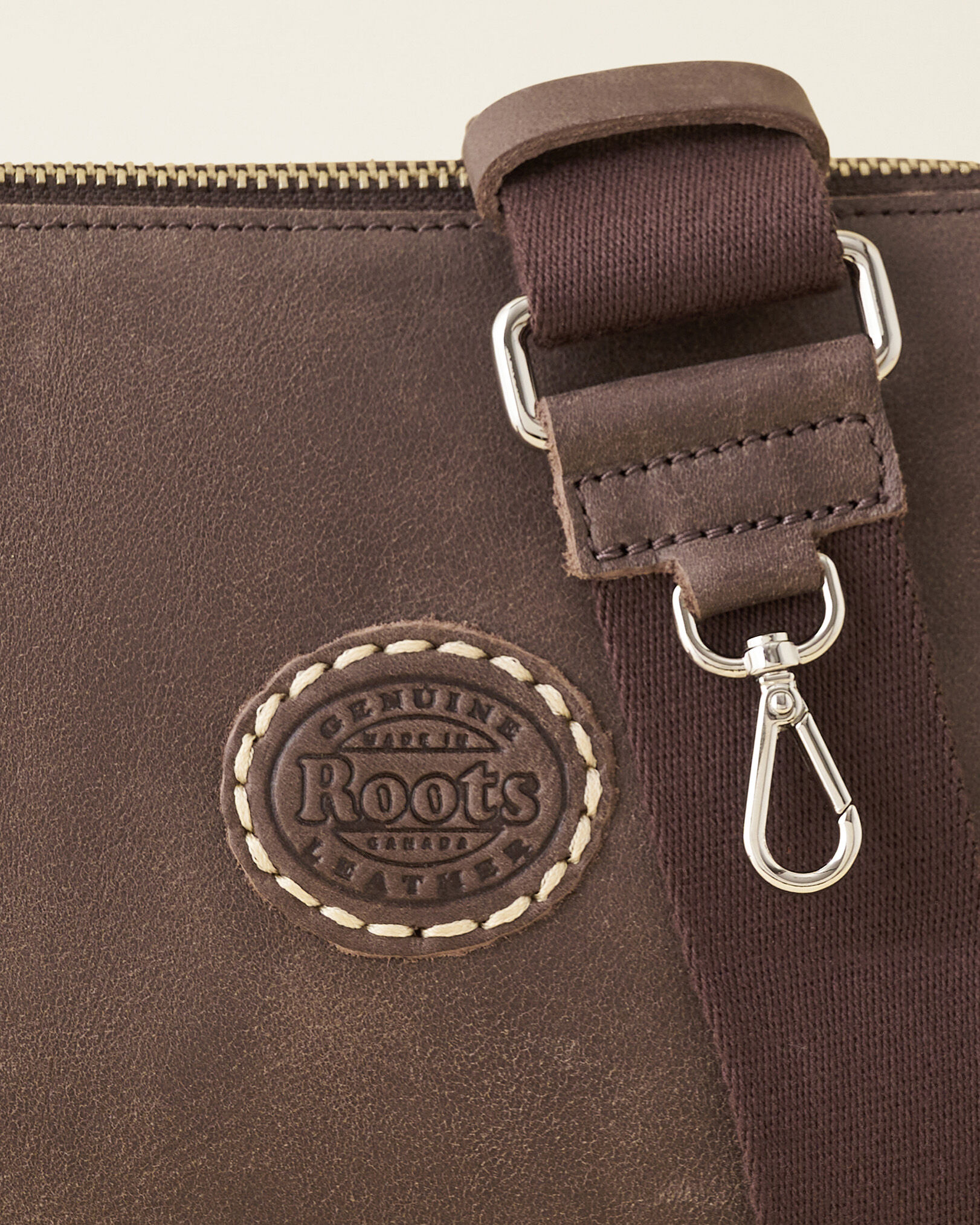 Roots hotsell handbags canada