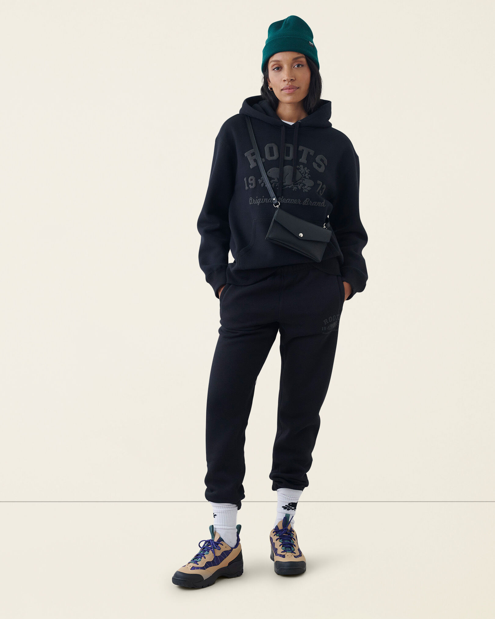 Roots slim fit sweatpants 2025