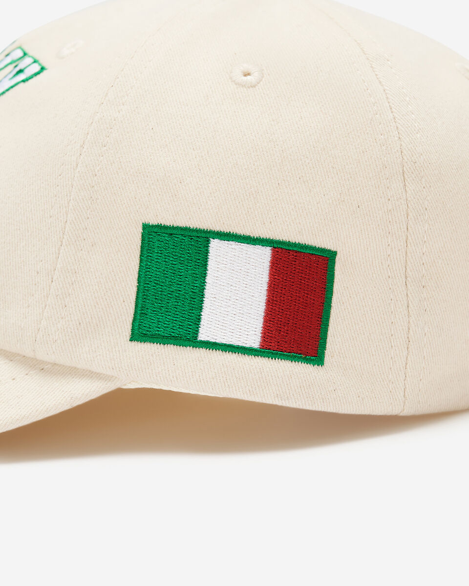 Roots Worldwide Cap Italy