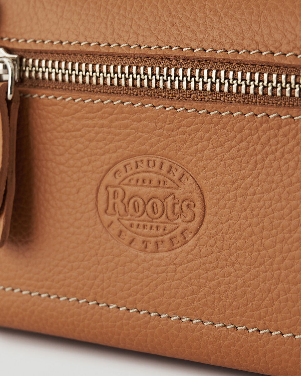 Accordion Crossbody Cervino