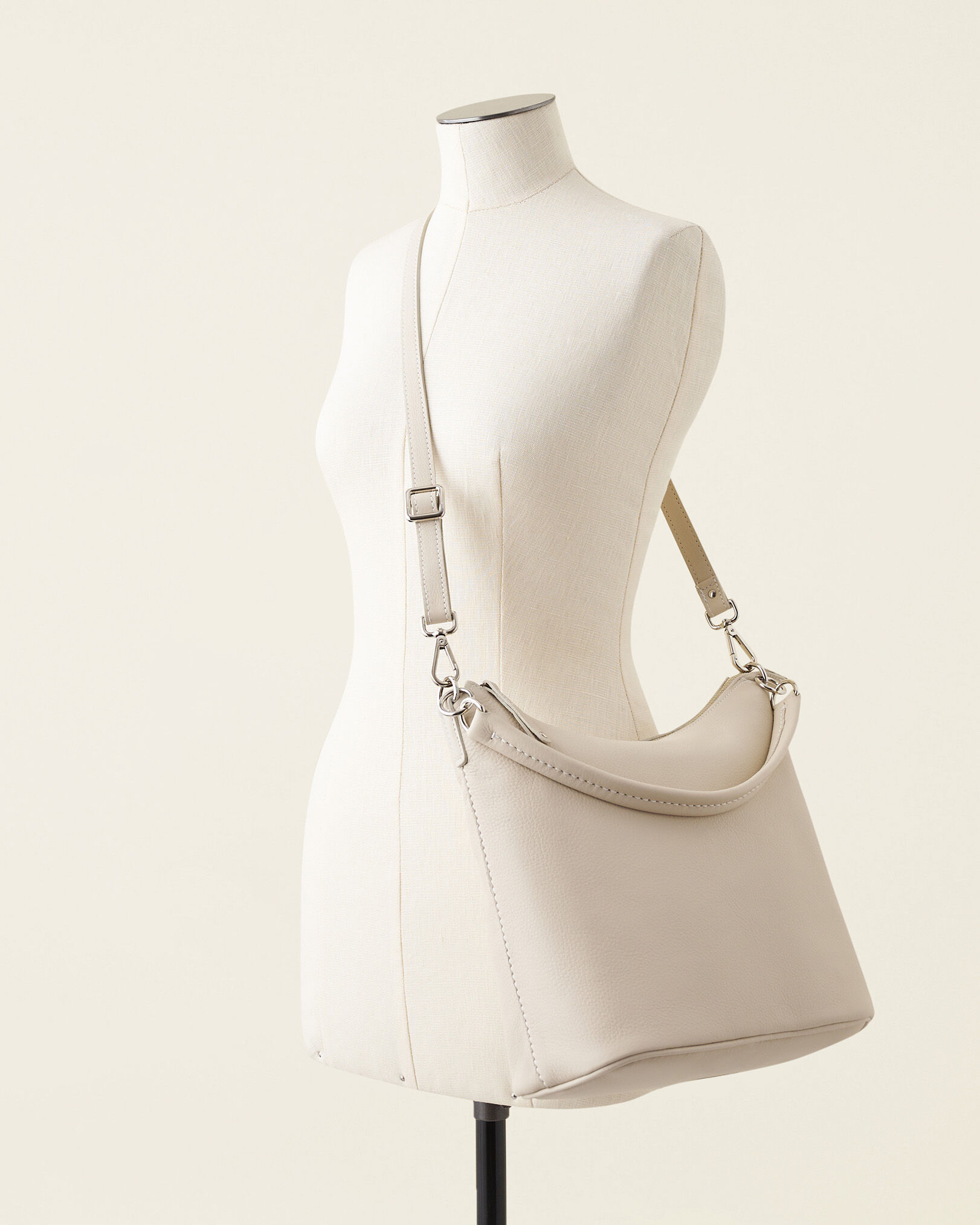 Polly medium shoulder store bag