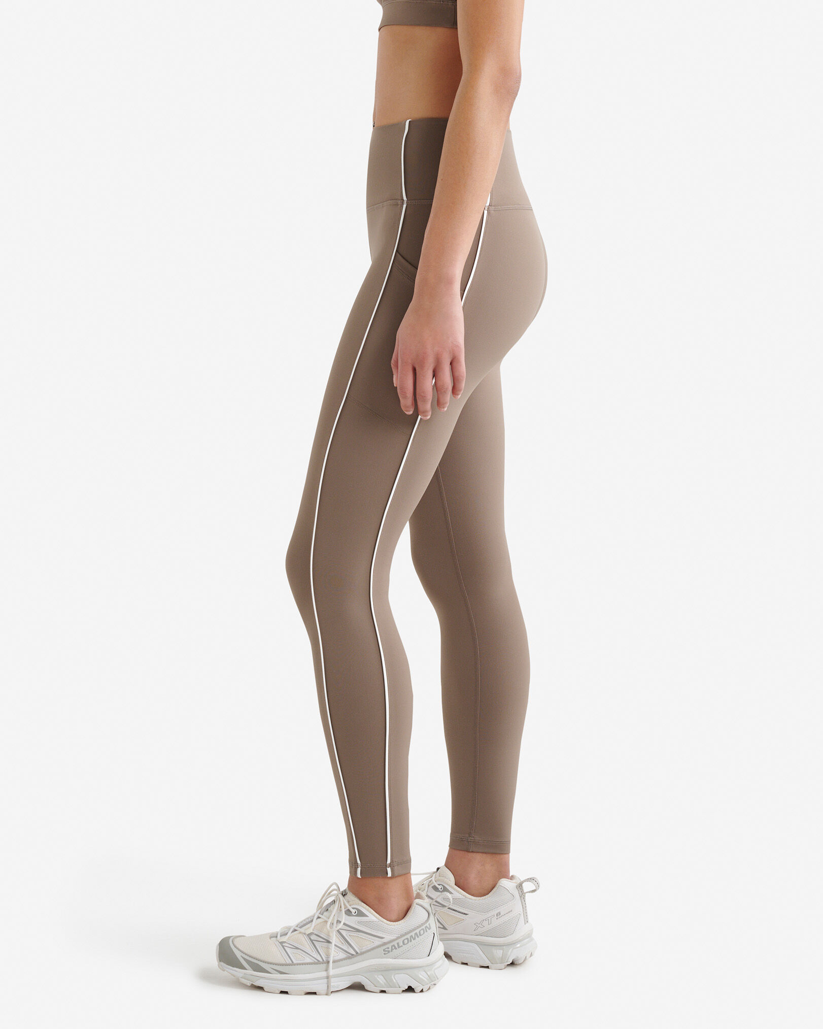 Restore Stretch Piped Legging