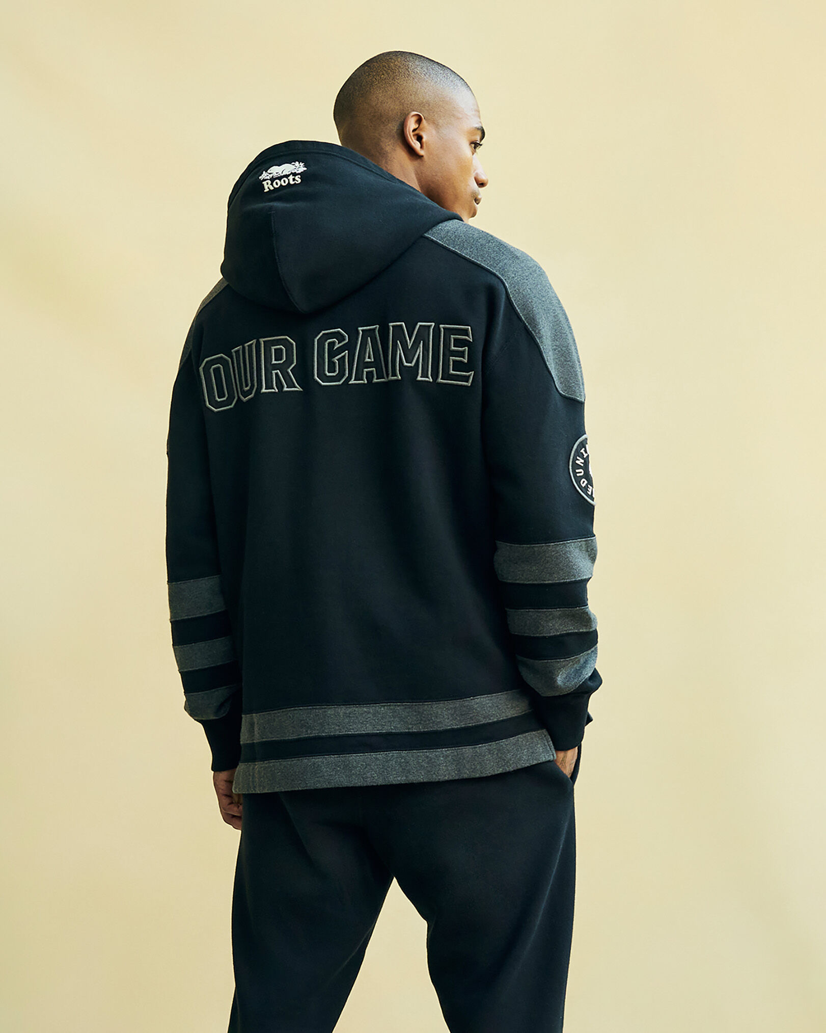 Black shop hockey hoodie