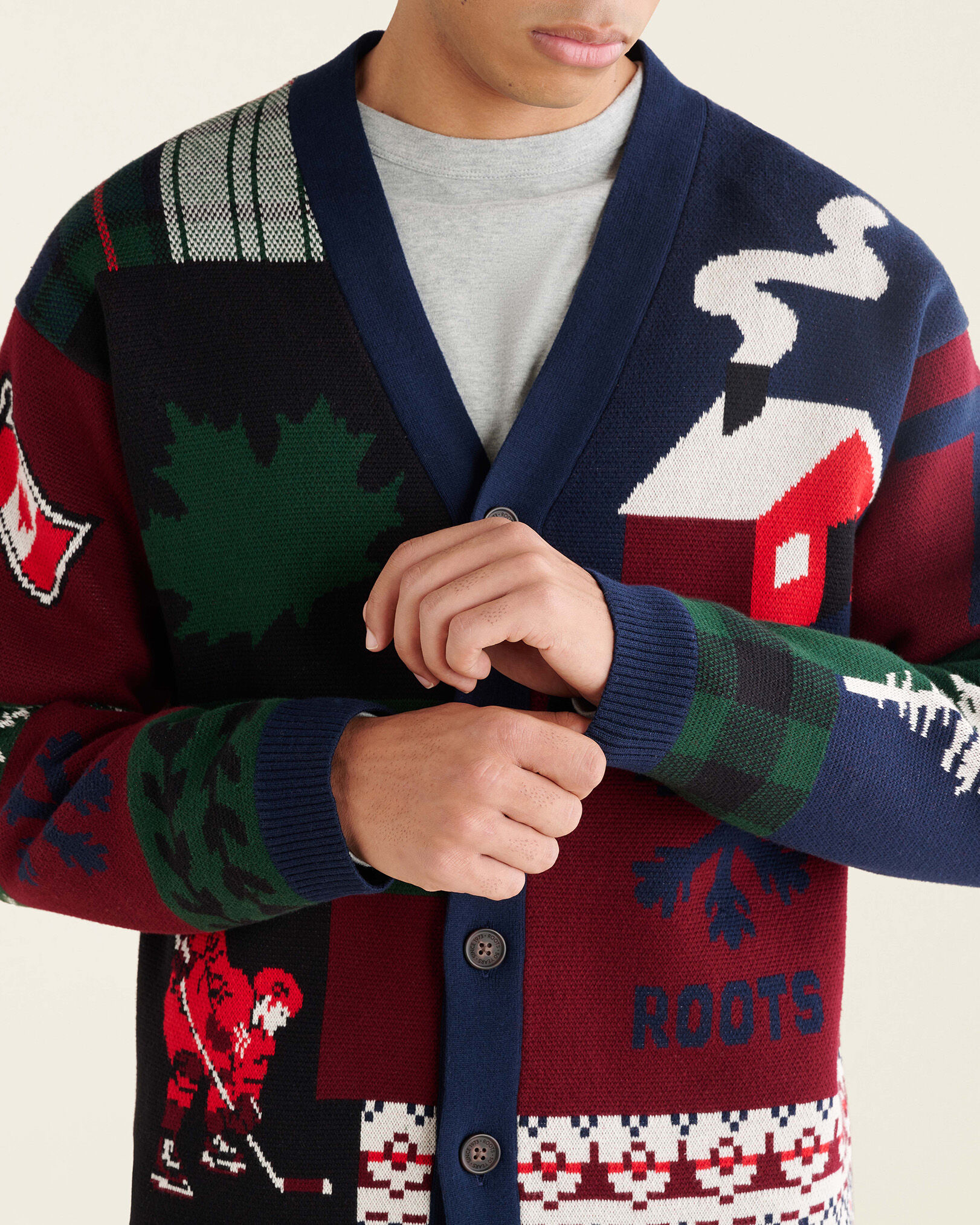 Roots christmas outlet sweater