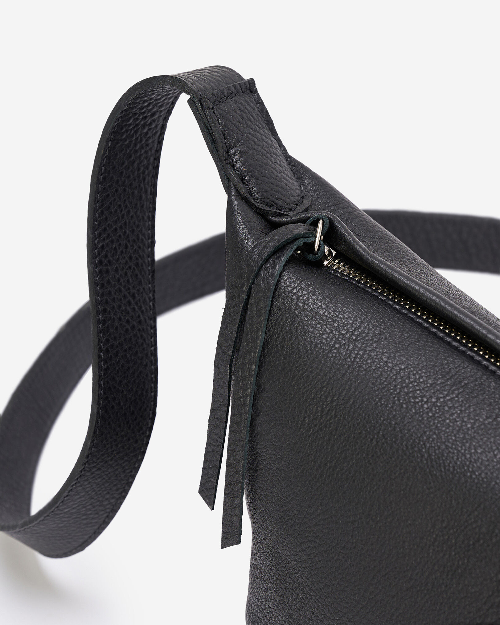 Sac croissant en cuir Nuage