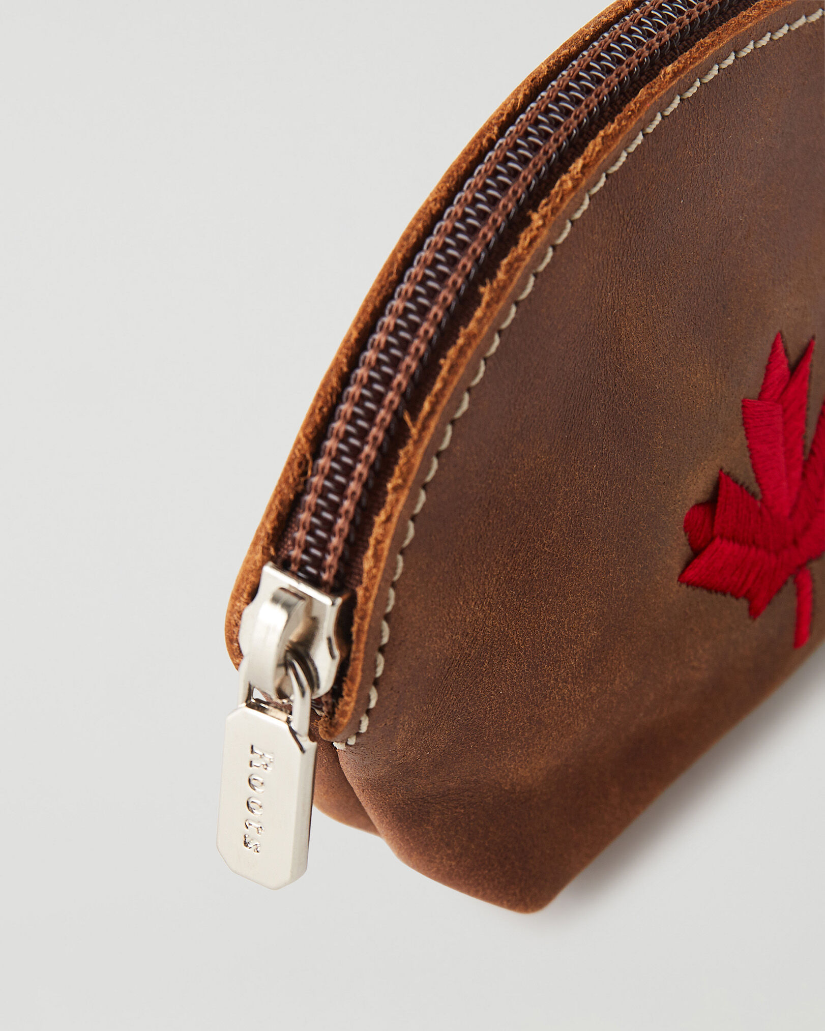 Roots shop coin purse