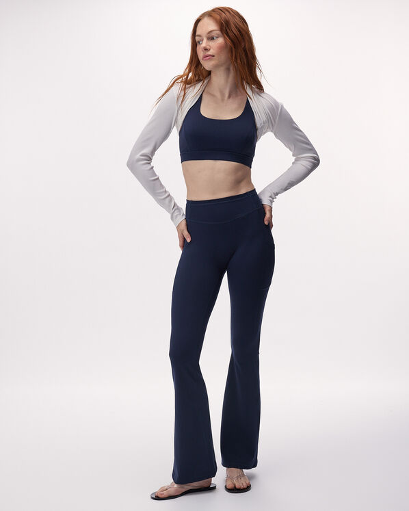 Legging sport &eacute;vas&eacute; en tricot