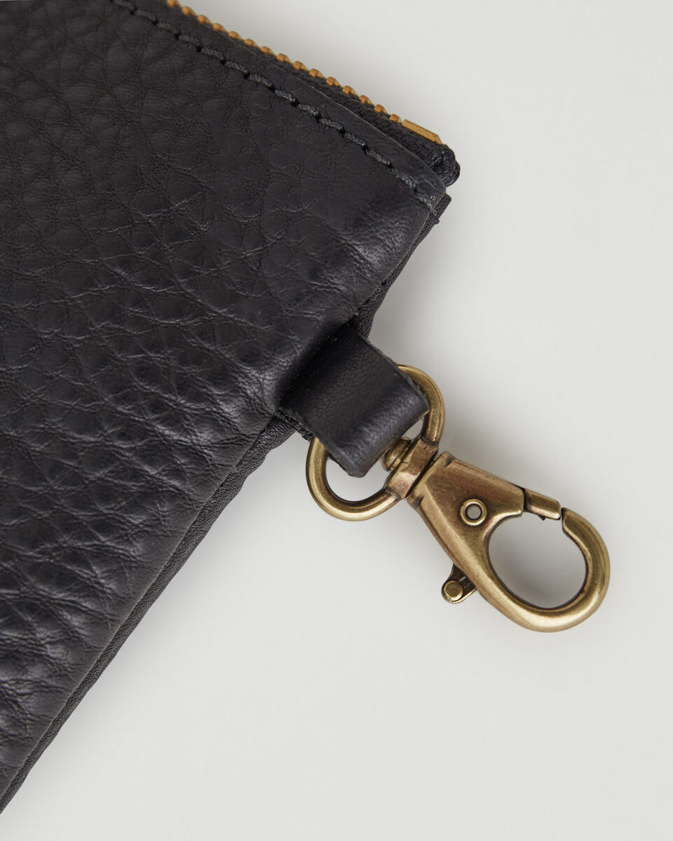 One Double Dog Snap Pouch