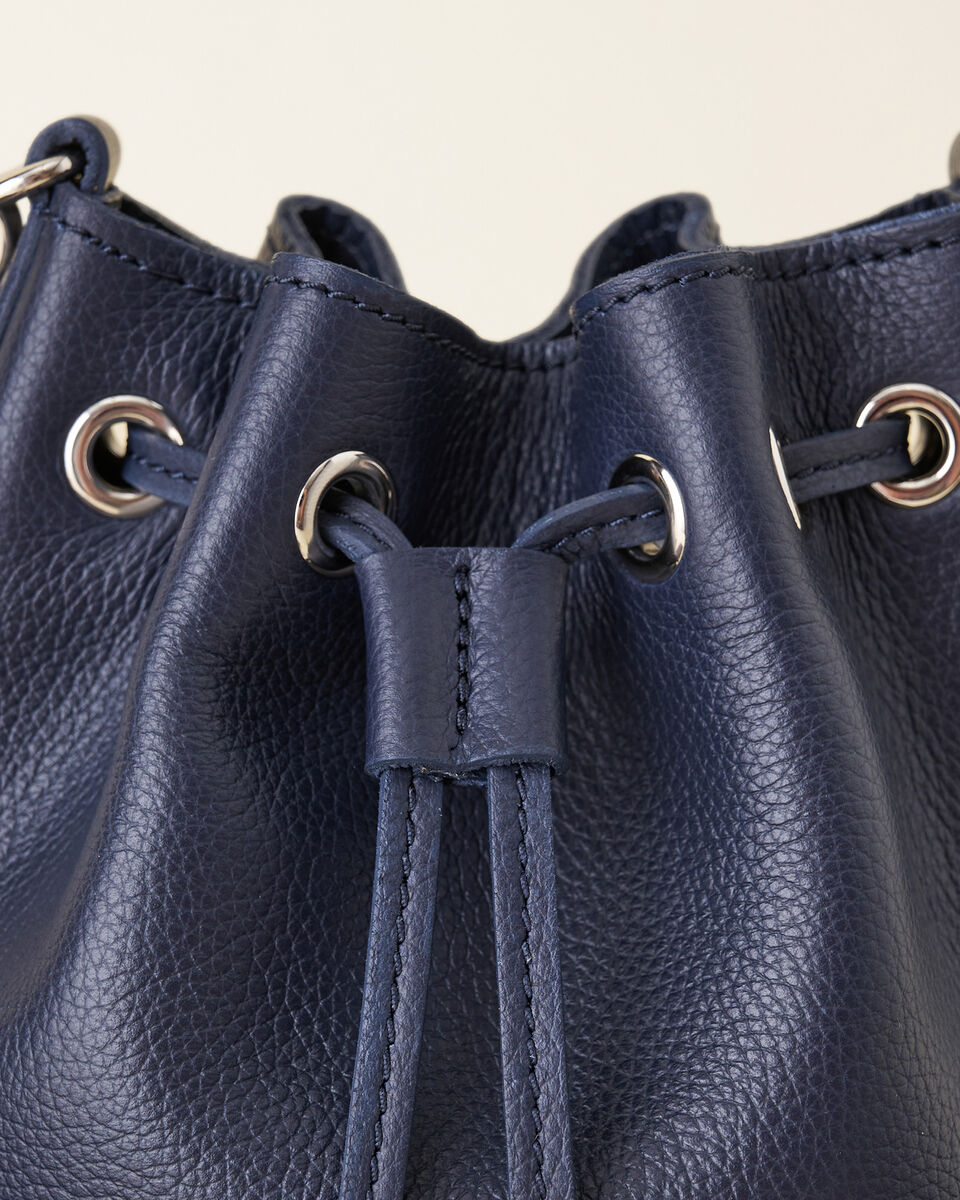Mini sac seau en cuir Cervino