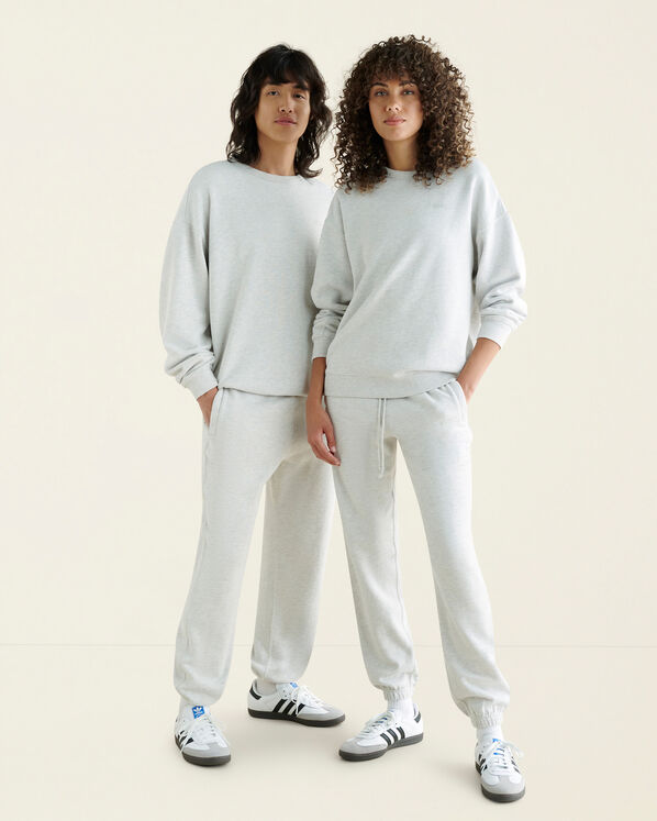 One Crew Sweatshirt Gender Free