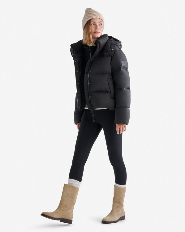 Roots Down Short Puffer