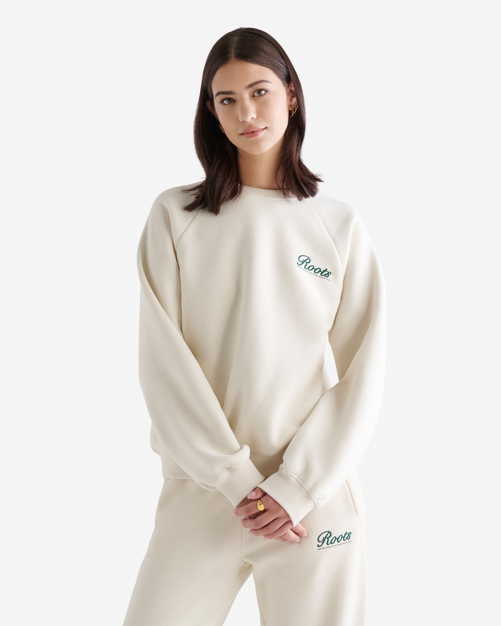 White roots sweater top