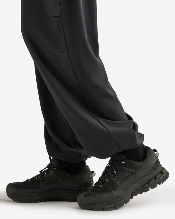 Active Woven Flight Pant