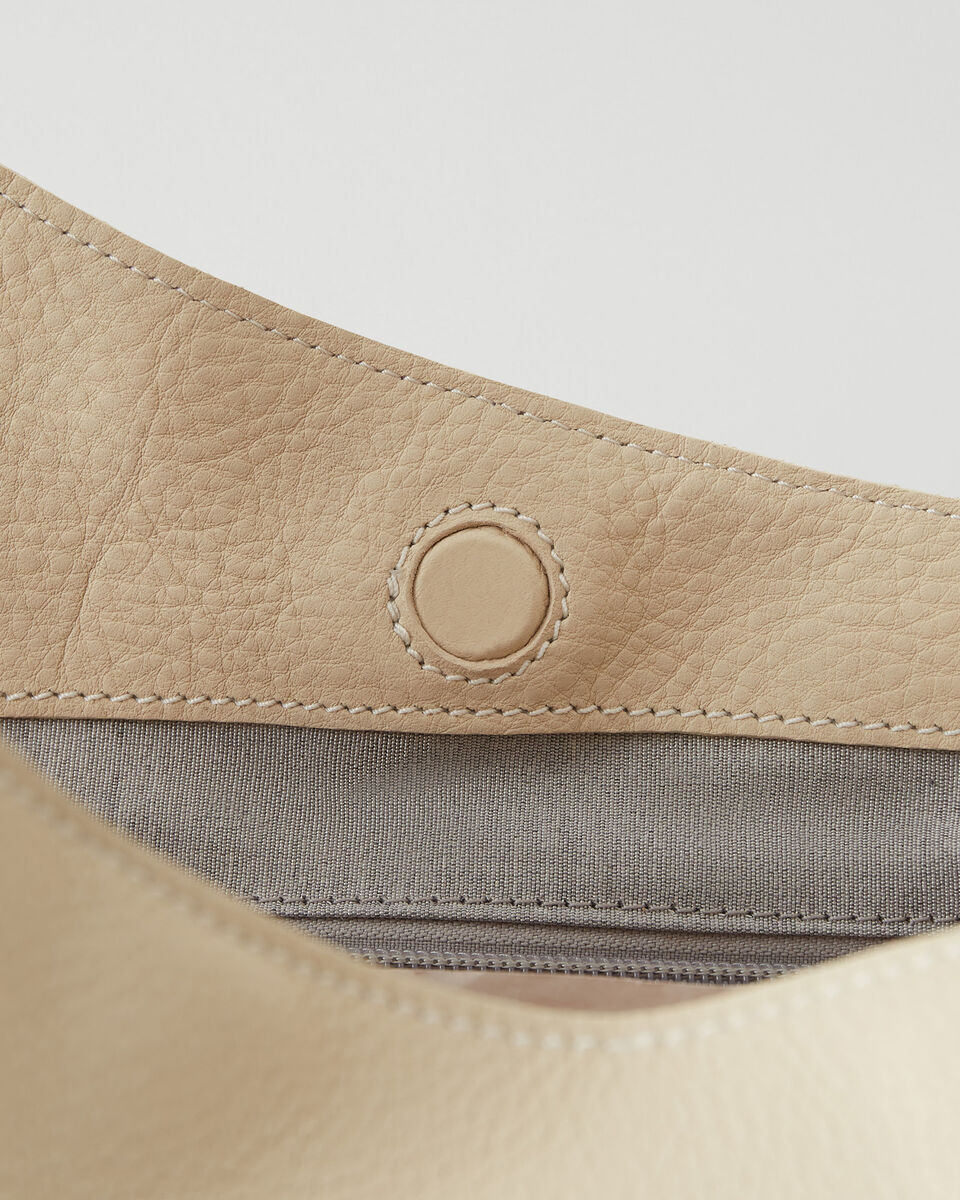 Asymmetrical Bag Cloud