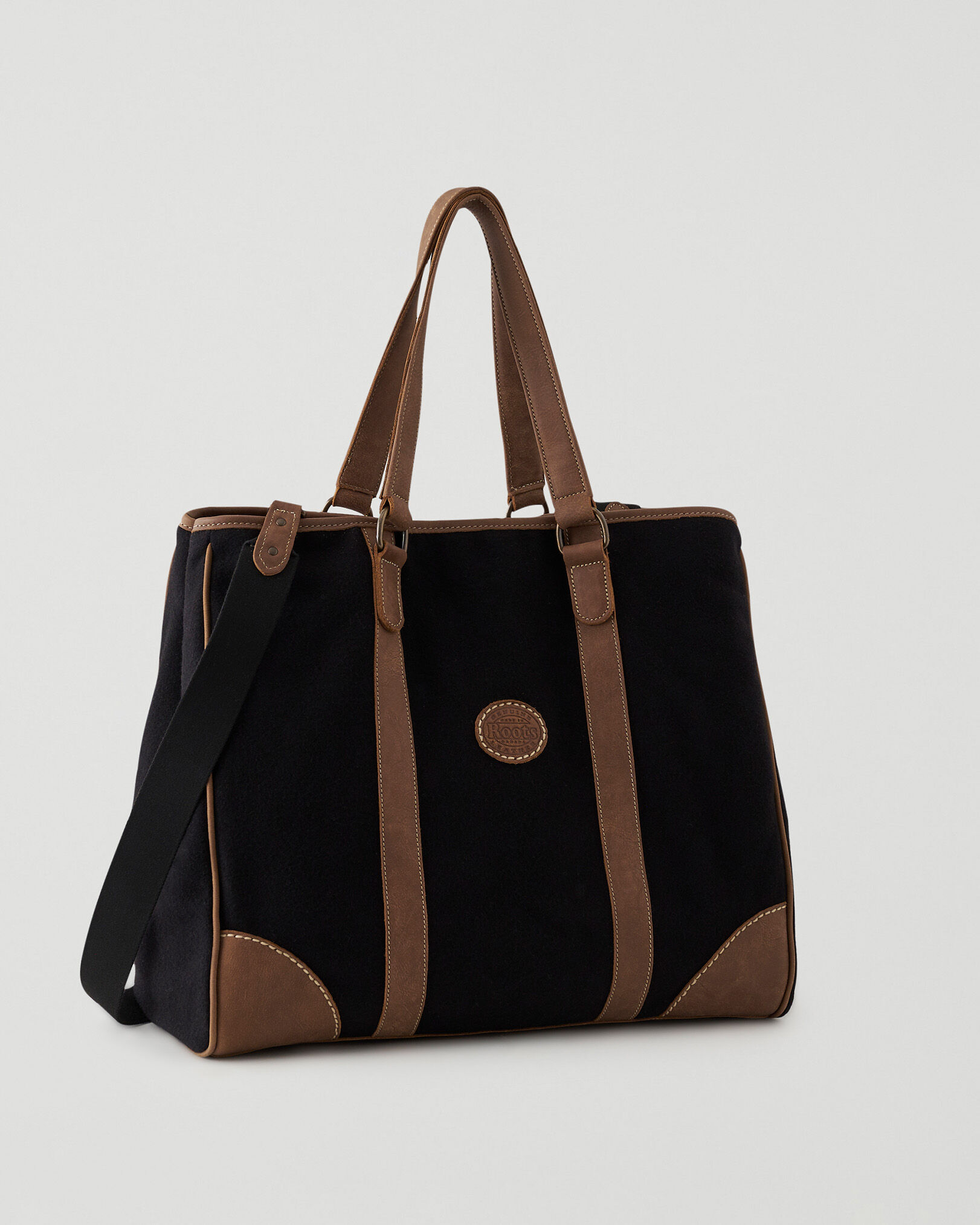 Roots best sale leather tote