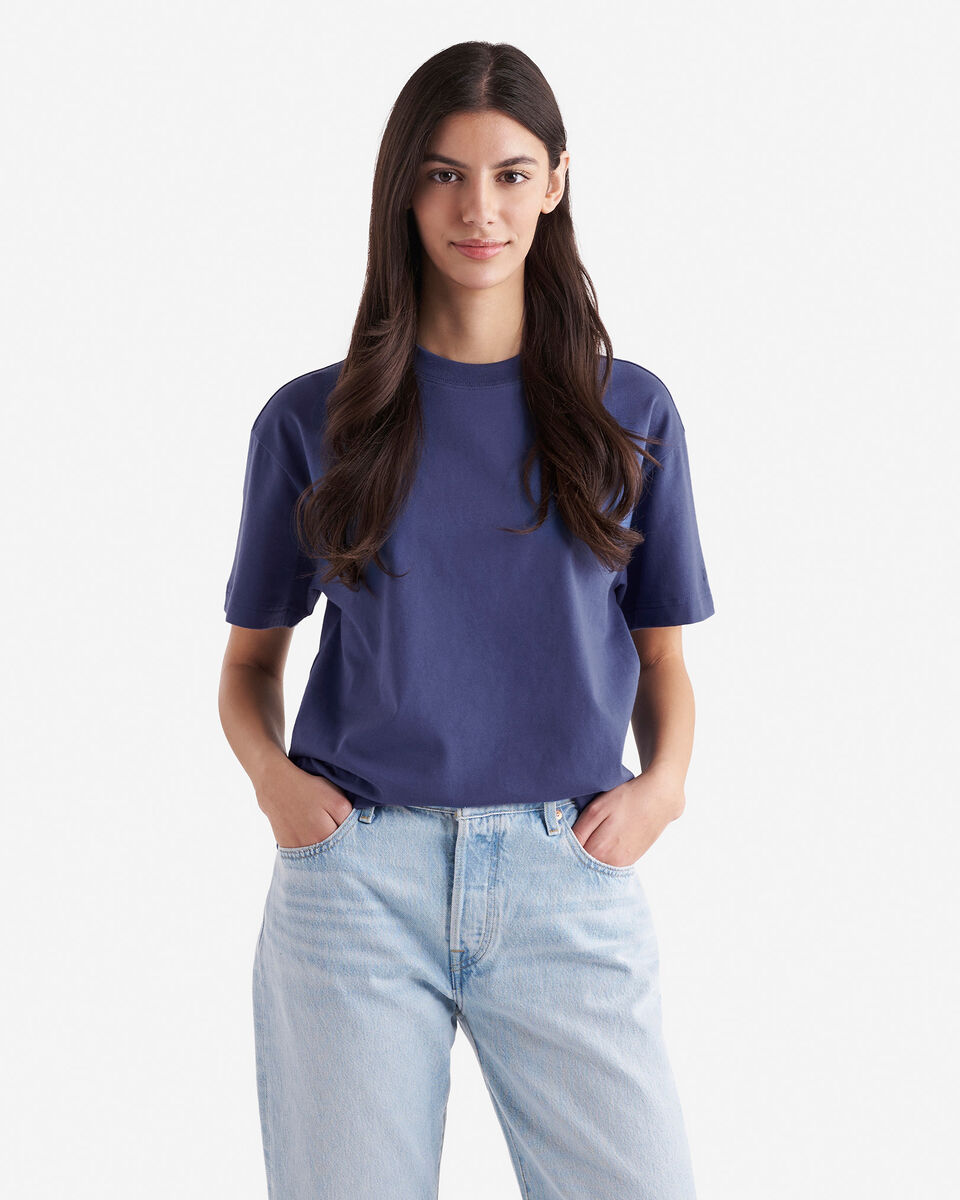 One T-Shirt
