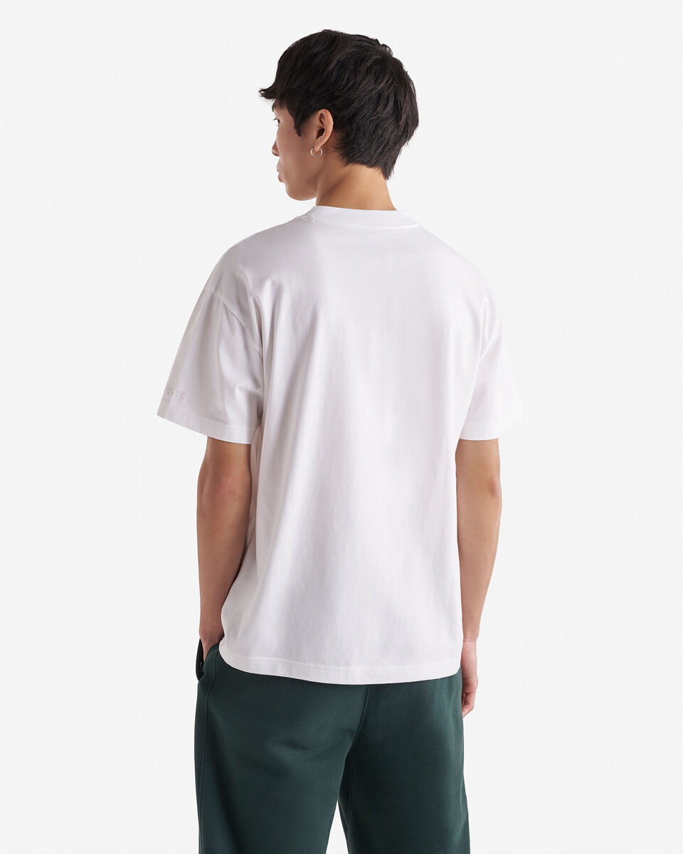 One T-Shirt