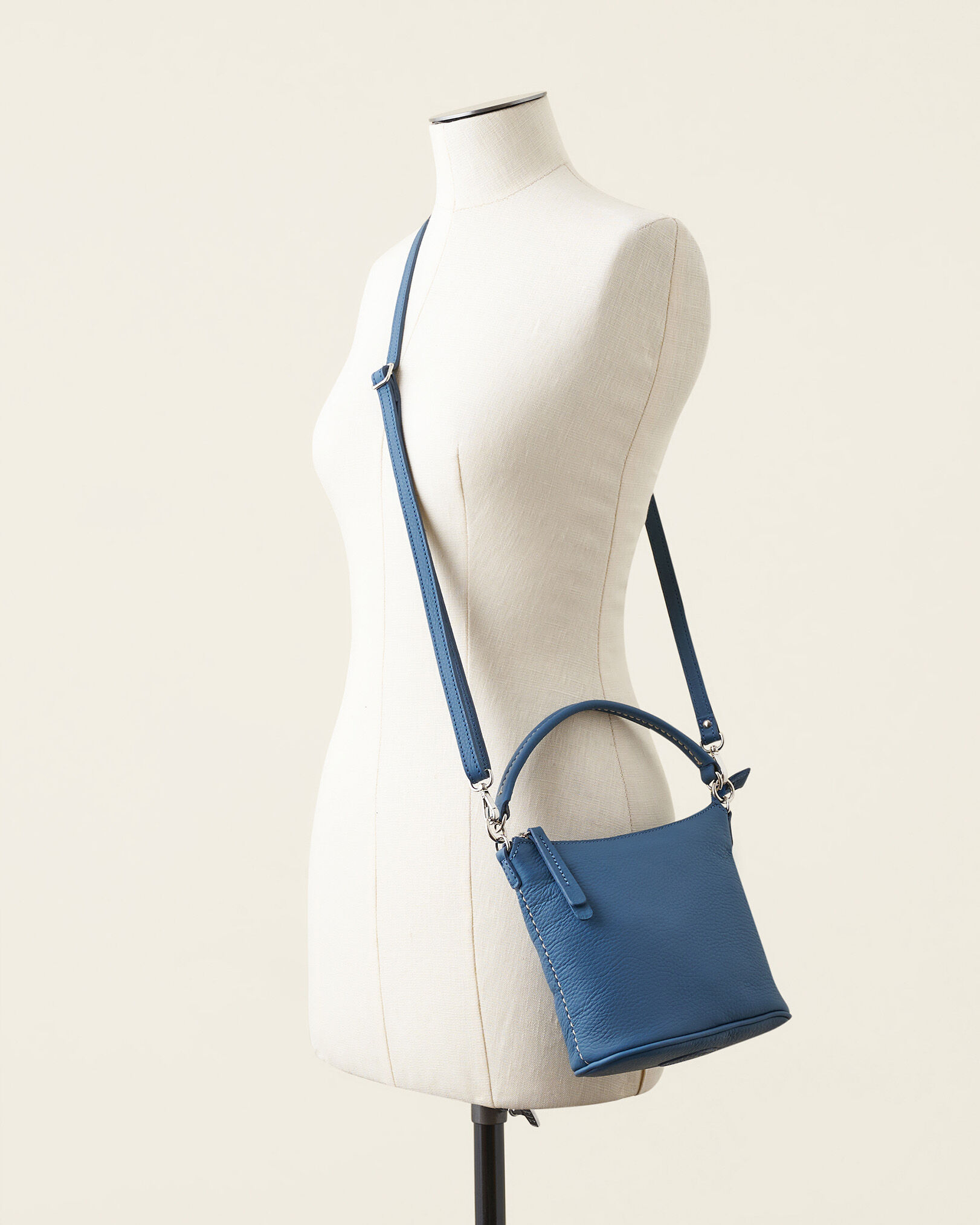 Duffle sales 20 coach