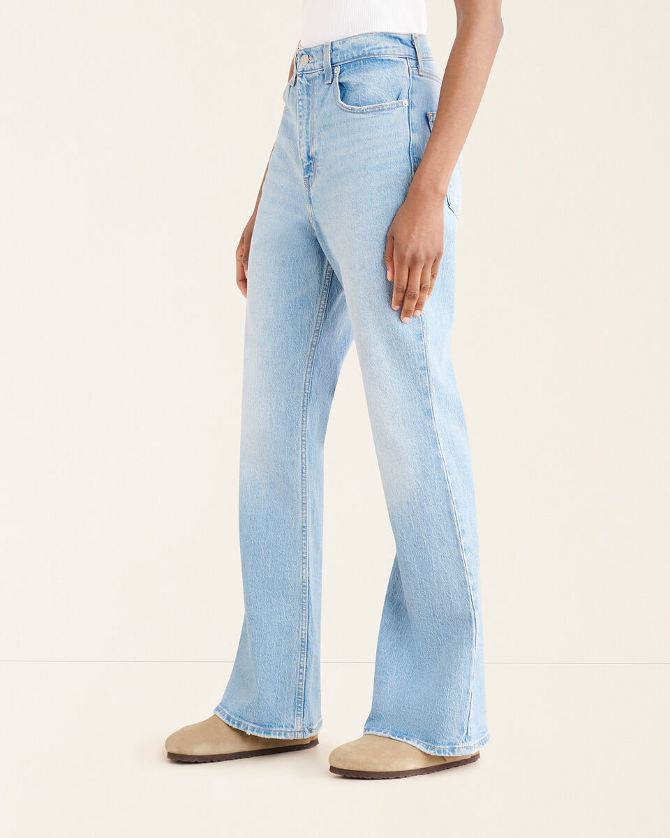 Roots Levi’s 70S High Flare Jeans. 3