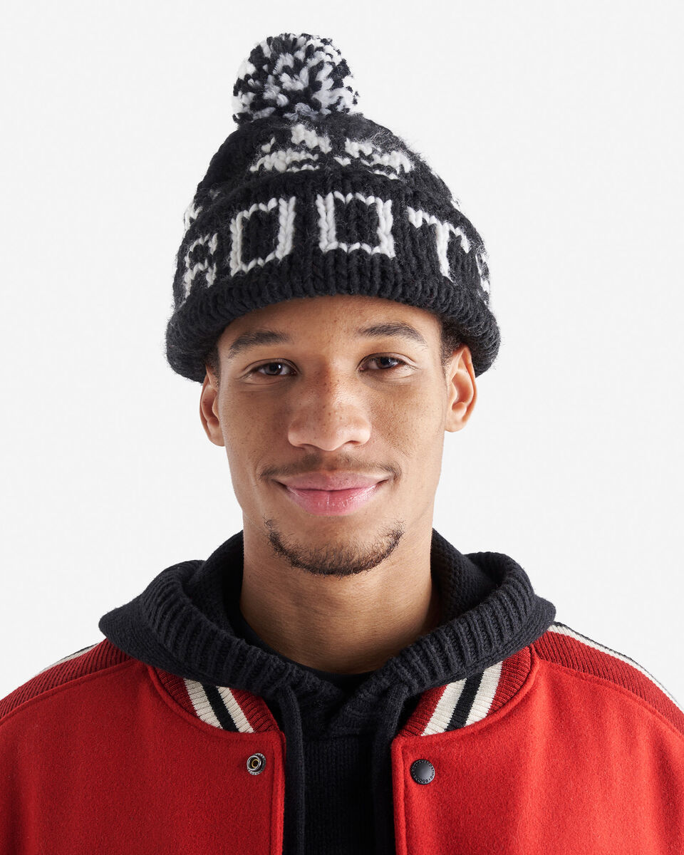 Tuque tricotée à la main Olivia