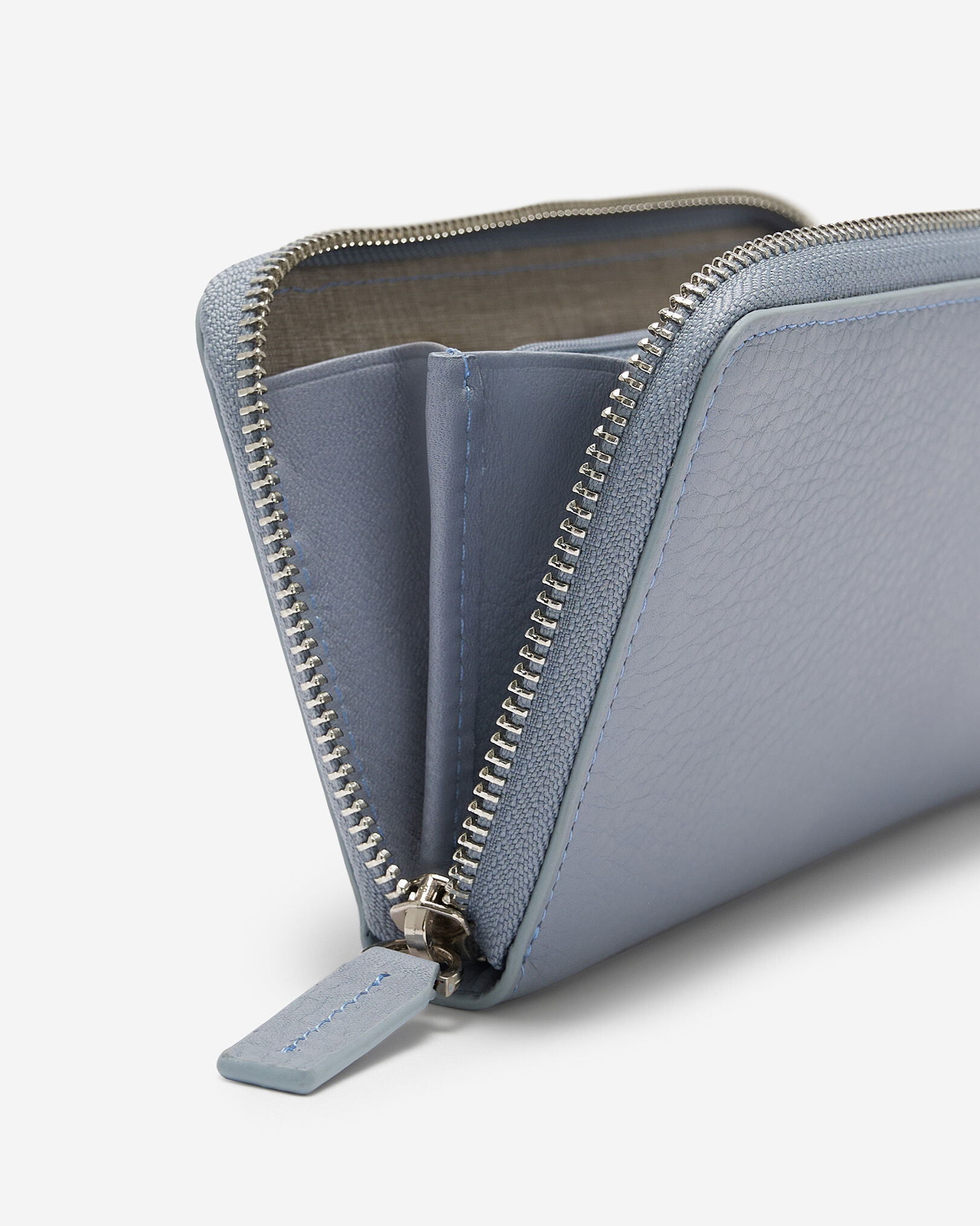 Pochette à glissière en cuir Nuage