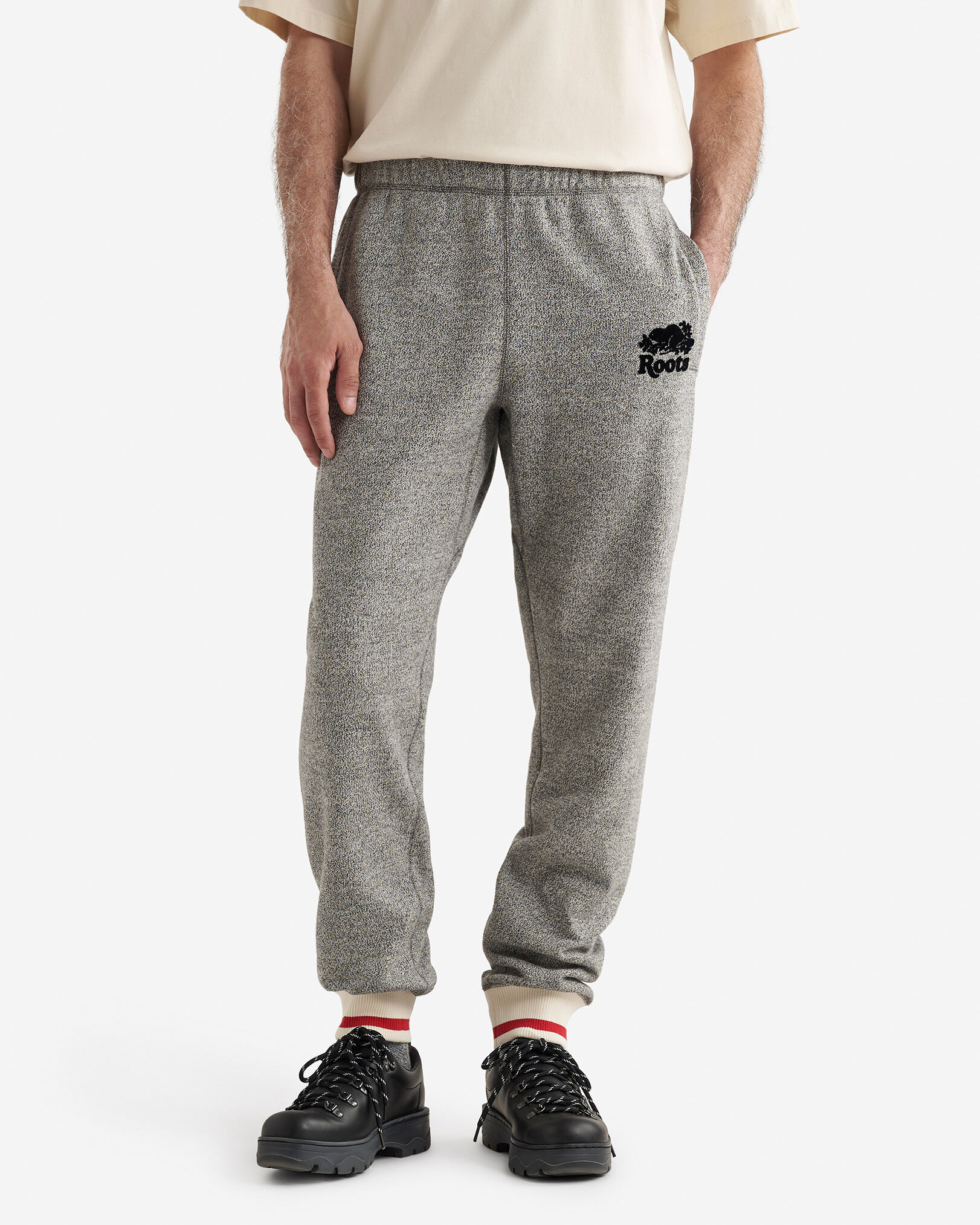 Pantalon original en molleton à chevilles côtelées Cabane