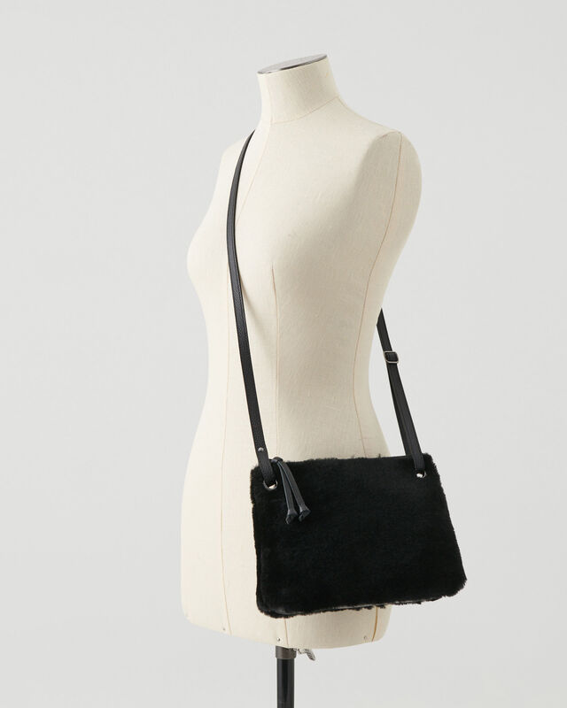 Roots Shearling Edie Bag. 2