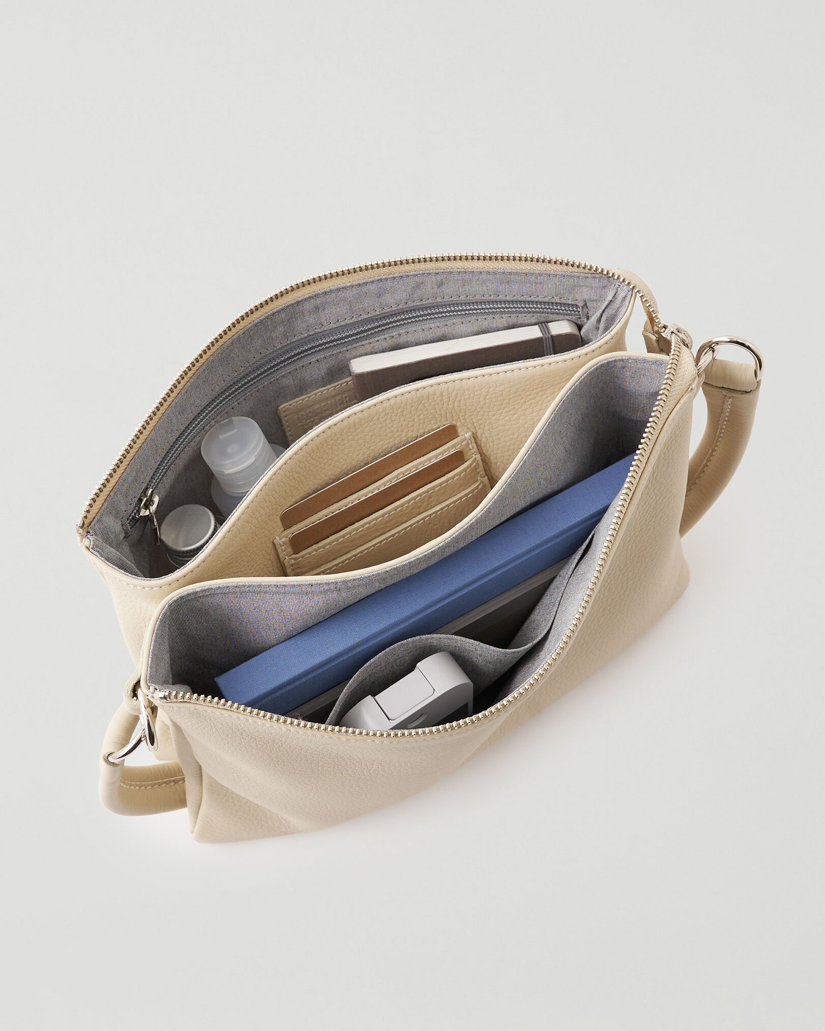 Country road on sale josie sling bag