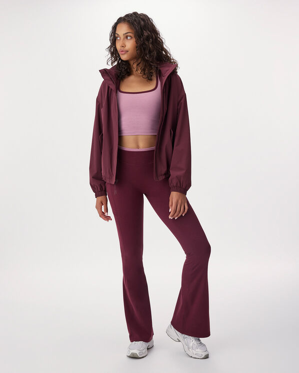Legging sport &eacute;vas&eacute; en tricot