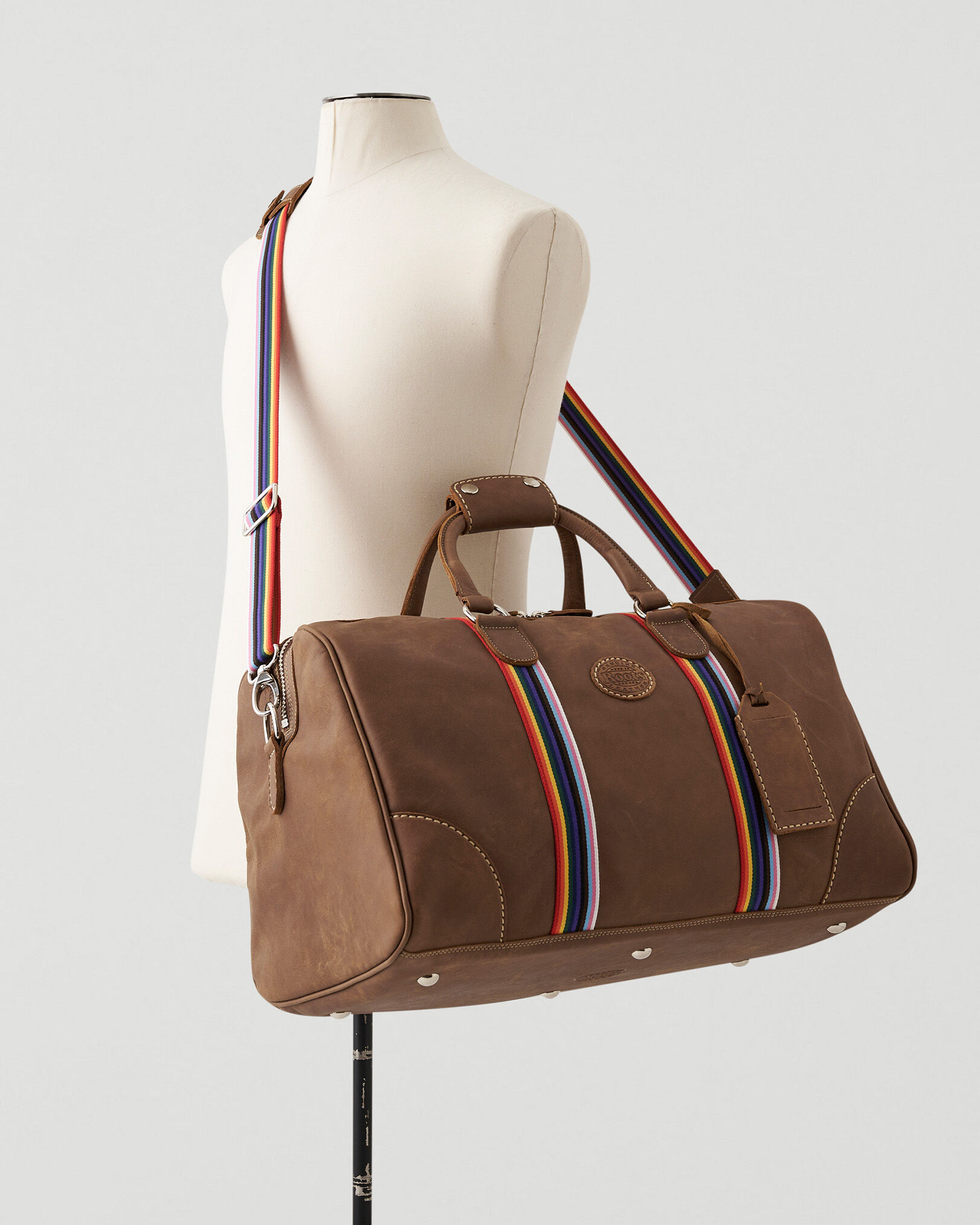 Roots travel sale bag