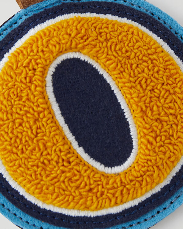 Breloque en chenille en forme de lettre