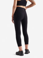 Restore Capri Pocket Legging