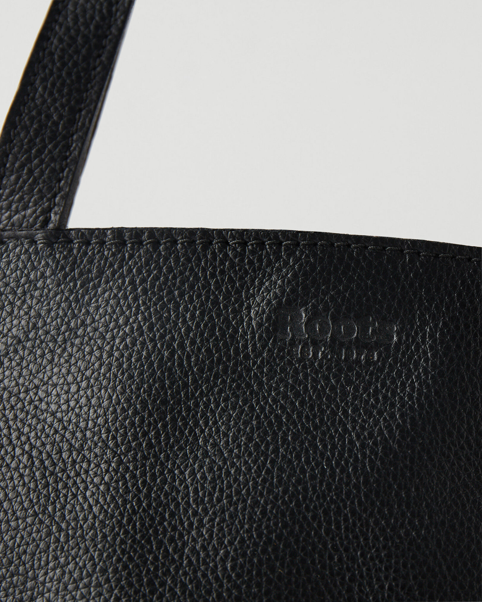 Roots muskoka tote sales