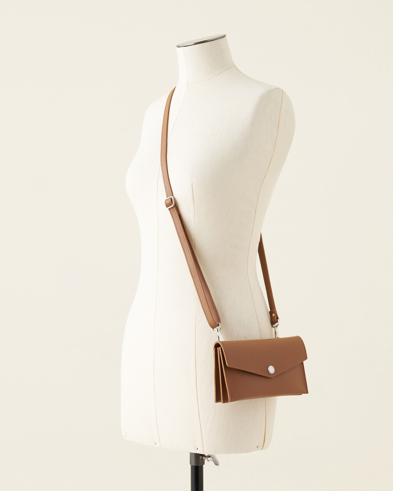 Accordion hot sale crossbody bag