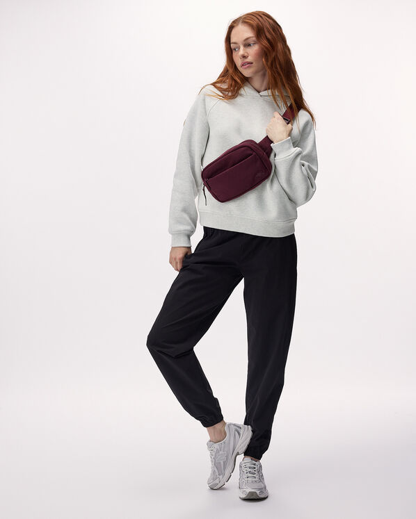 Chandail &agrave; capuchon et manches raglan en molleton Nuage