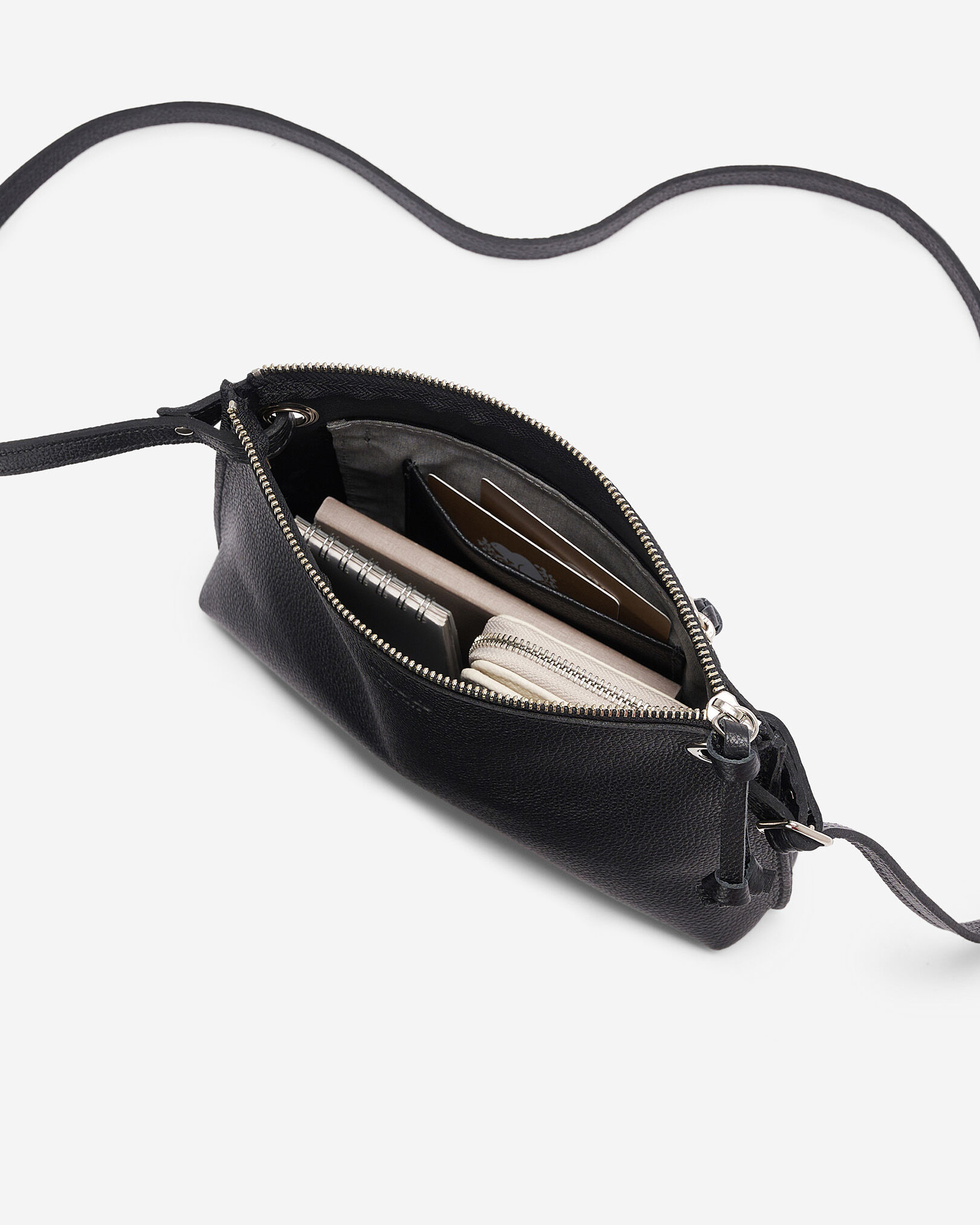 Edie Bag Cervino Handbags Roots