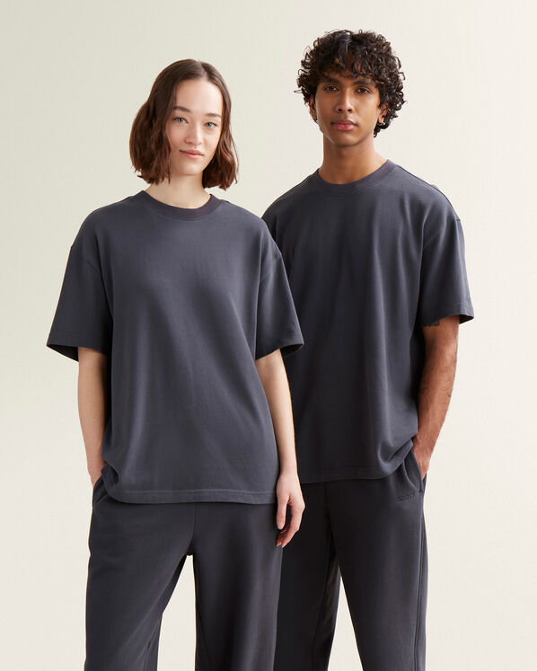 One T-Shirt Gender Free