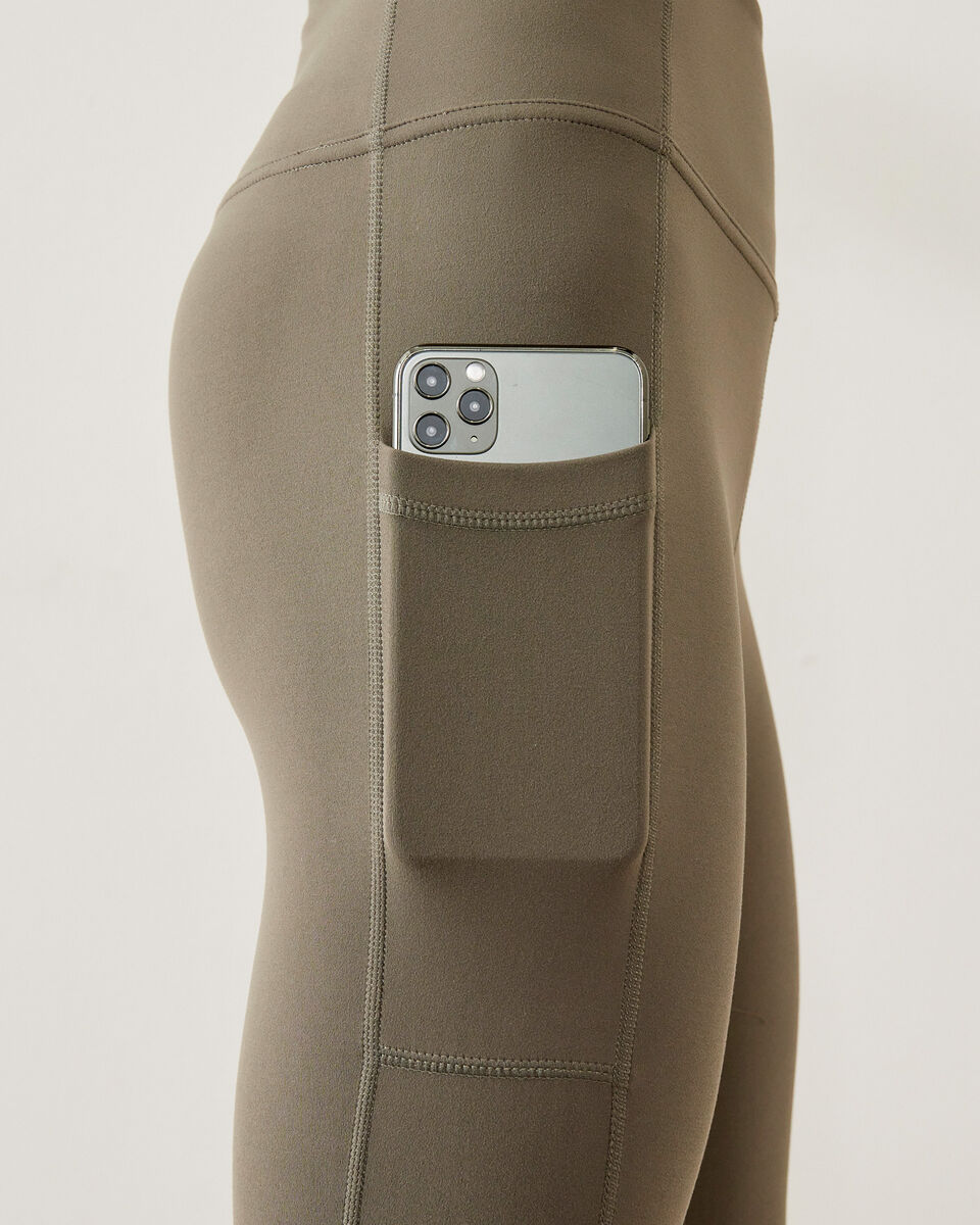 Journey Pocket Legging