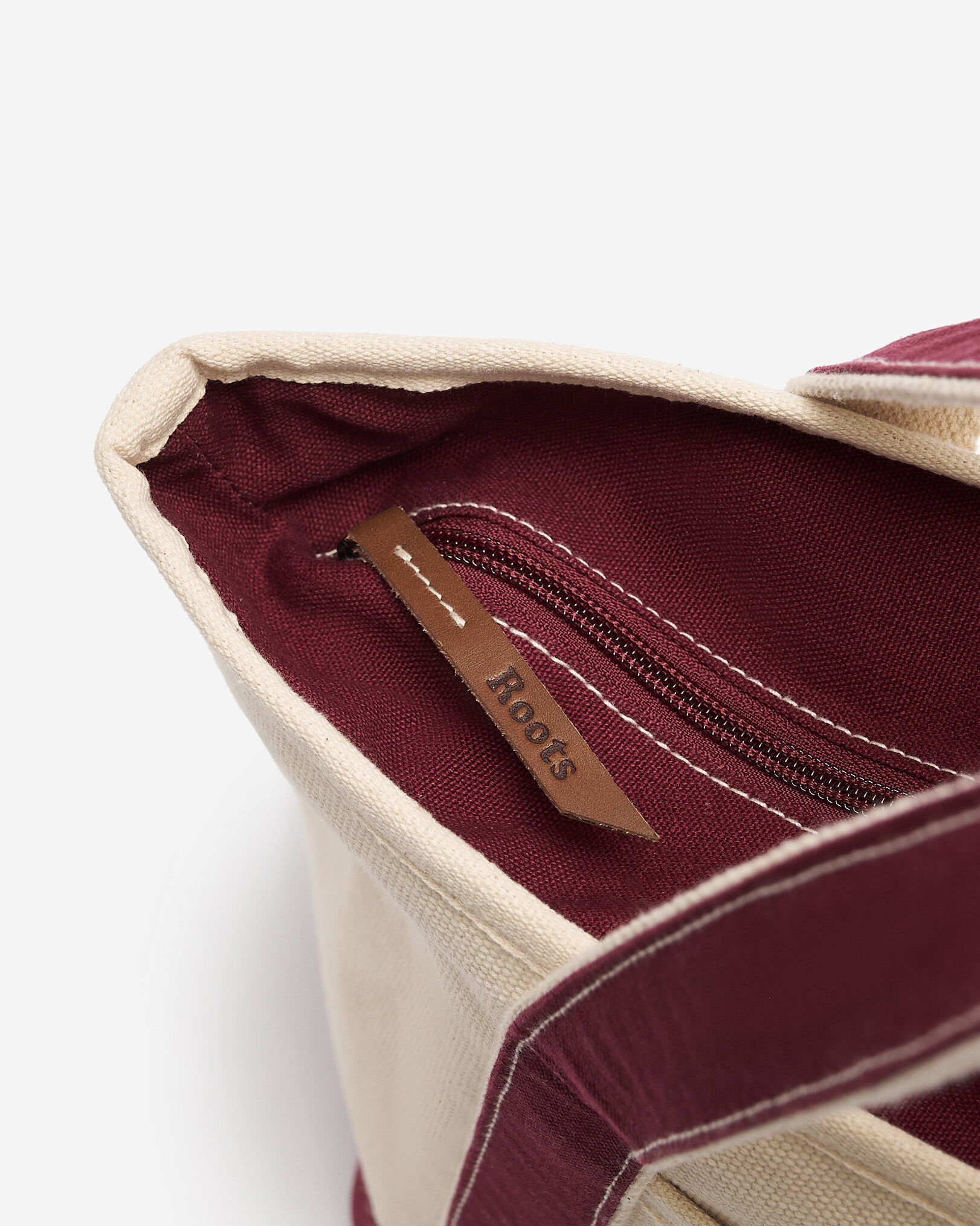 Roots☆Beaver Canoe キャンバス トートバッグ Beaver Canoe Large Pocket Tote | Accessories, Tote Bags | Roots