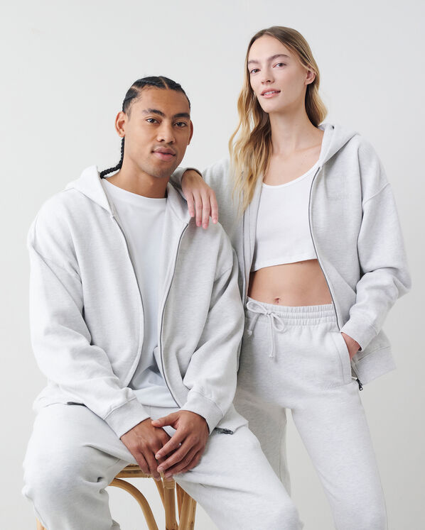 One Zip Hoodie Gender Free 