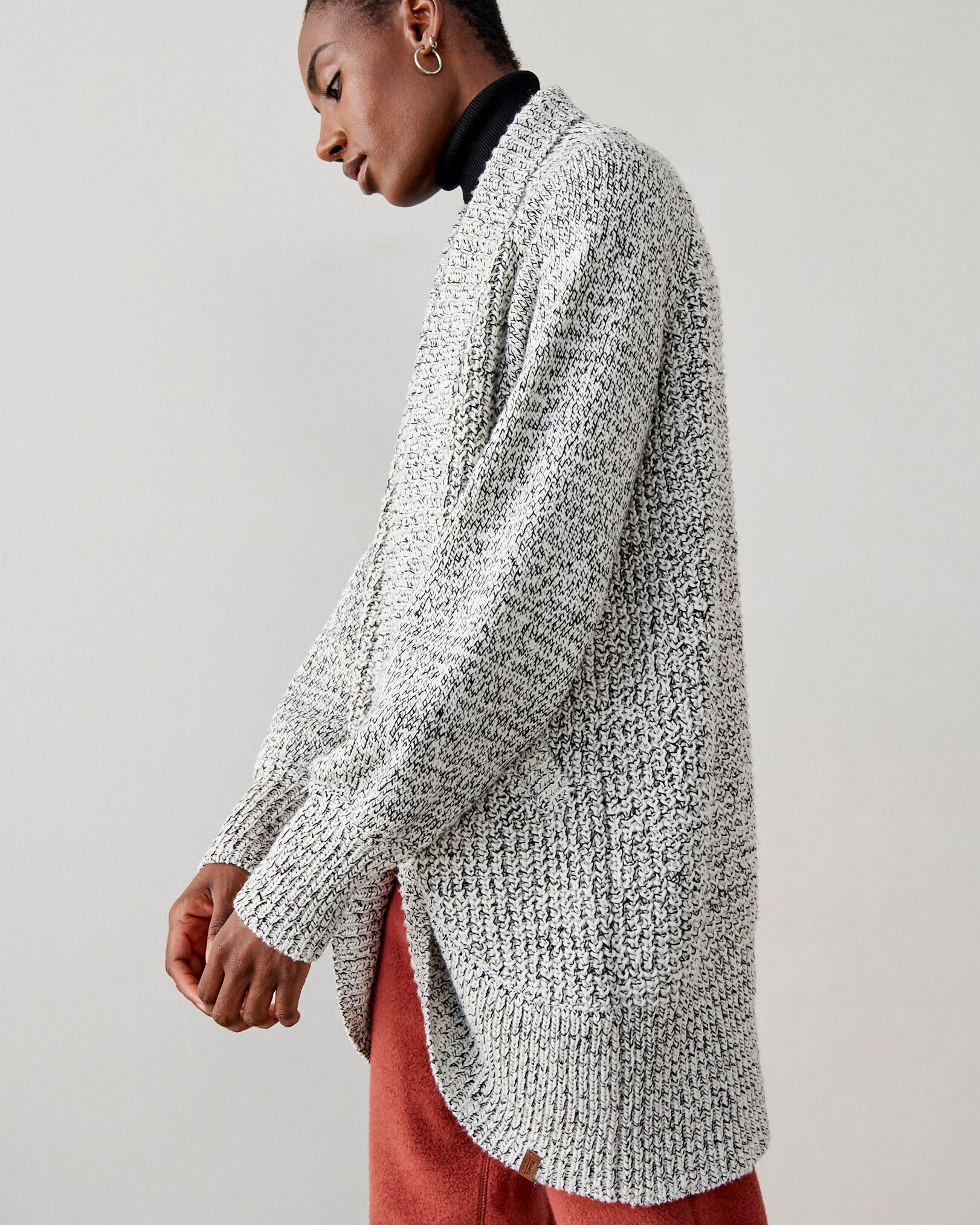 Snowy fox cardigan roots outlet