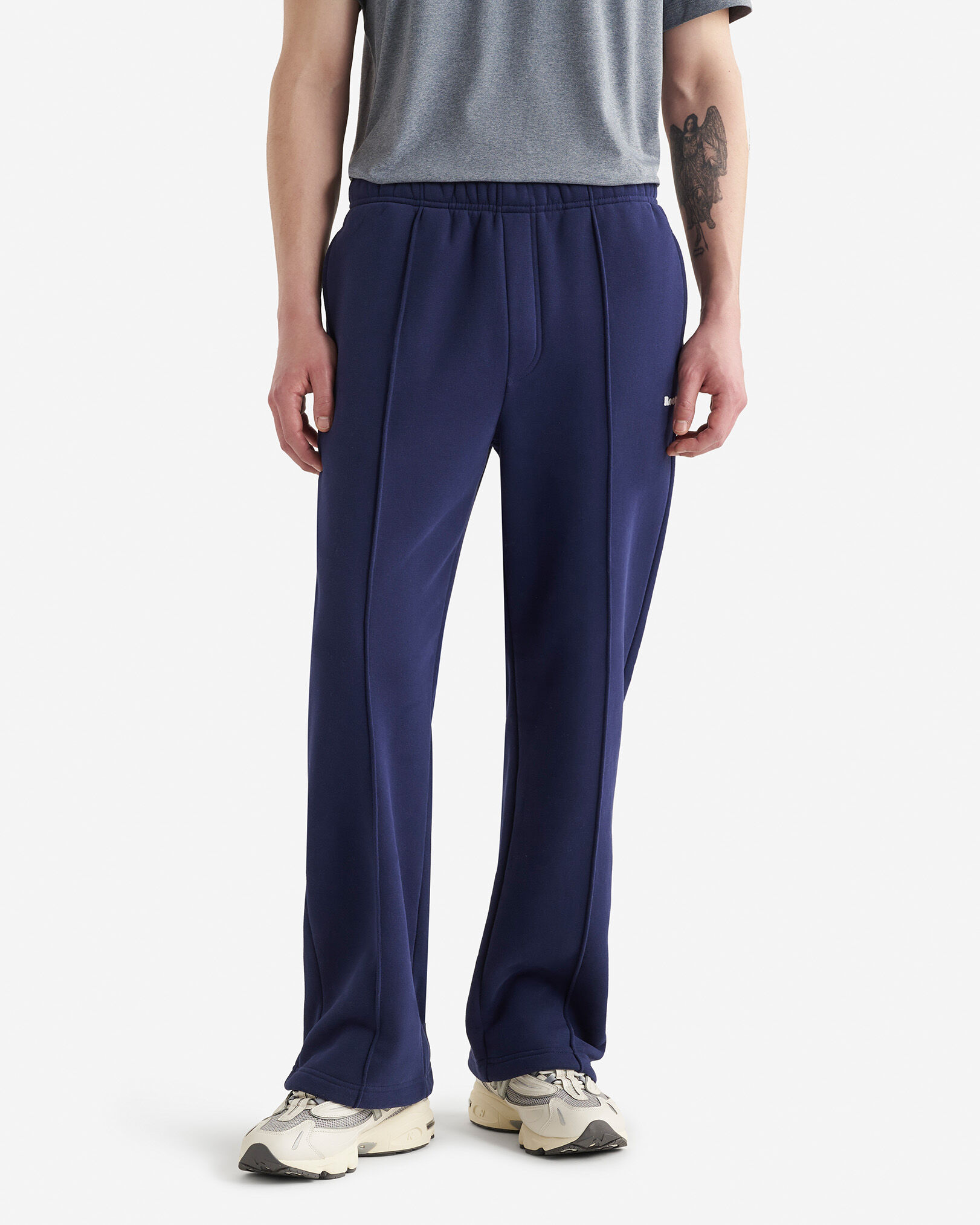 Cloud Pintuck Sweatpant