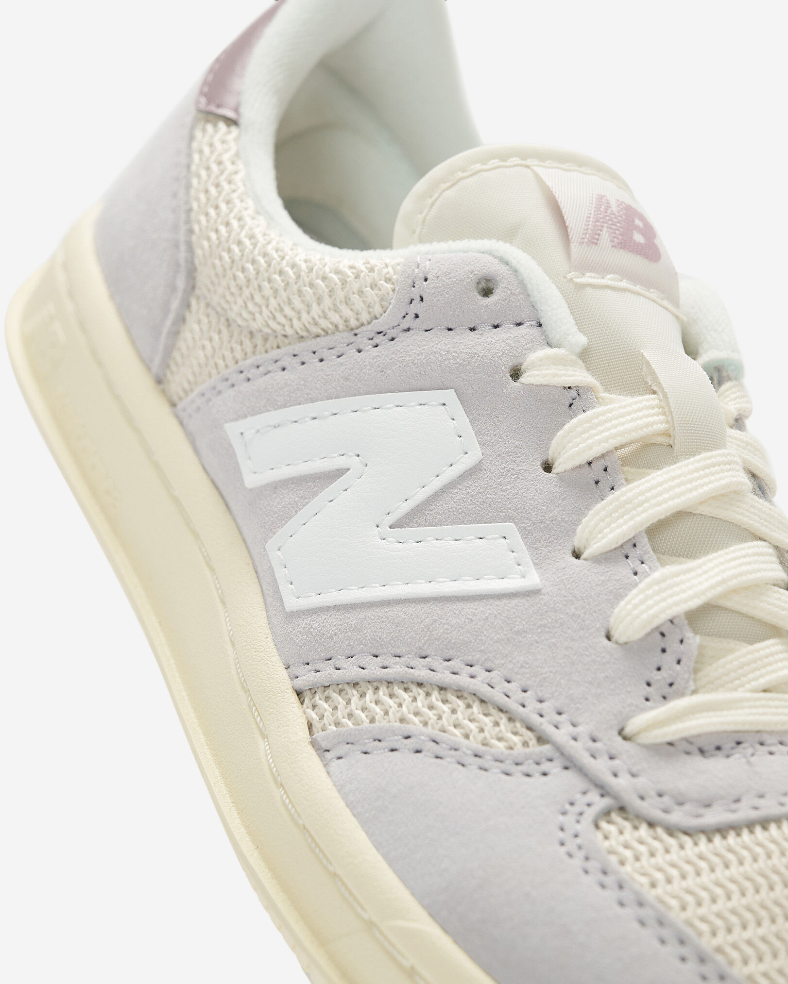 Chaussures New Balance T500