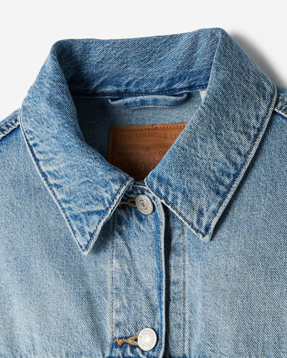 Levi's&reg; Womens Loose Crop Trucker Jacket