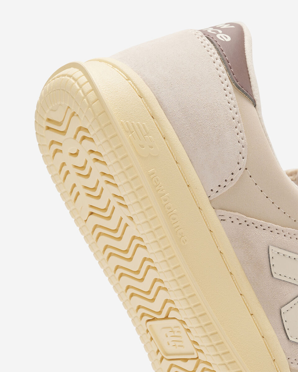 Chaussures New Balance T500