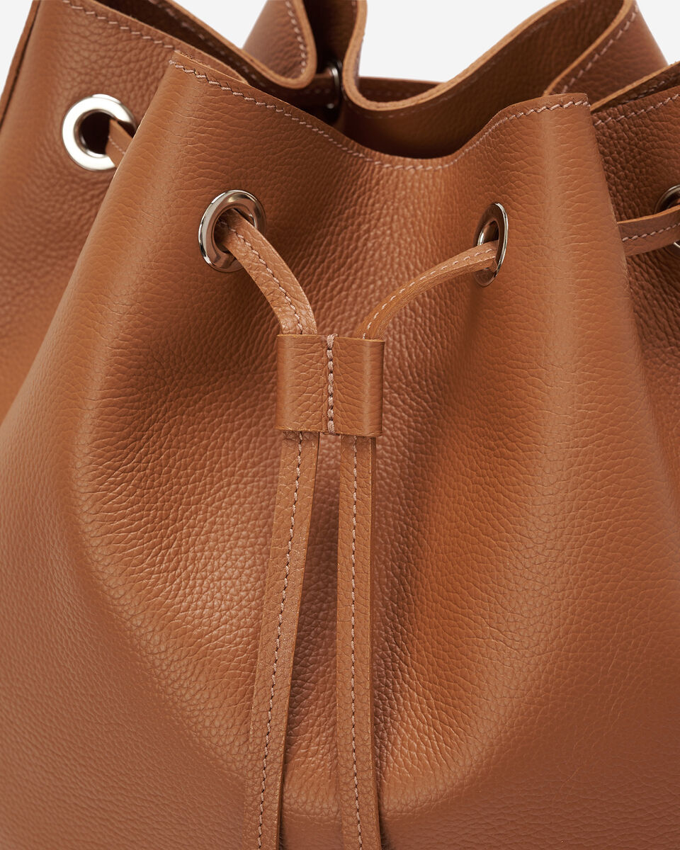 Sac seau en cuir Cervino