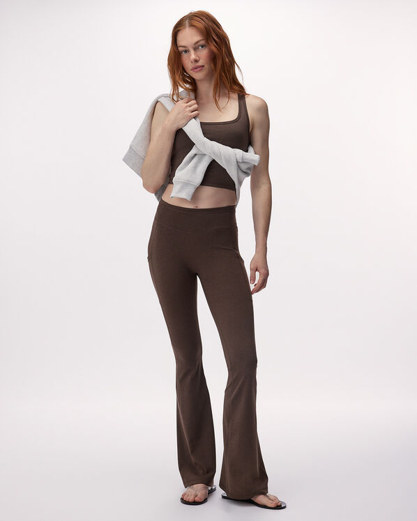Active Knit Flare Legging